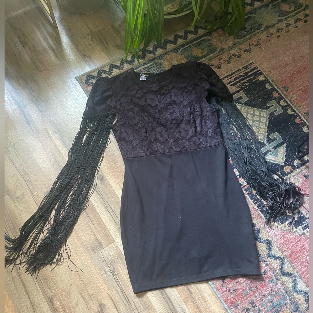 Fringe sleeve dress
